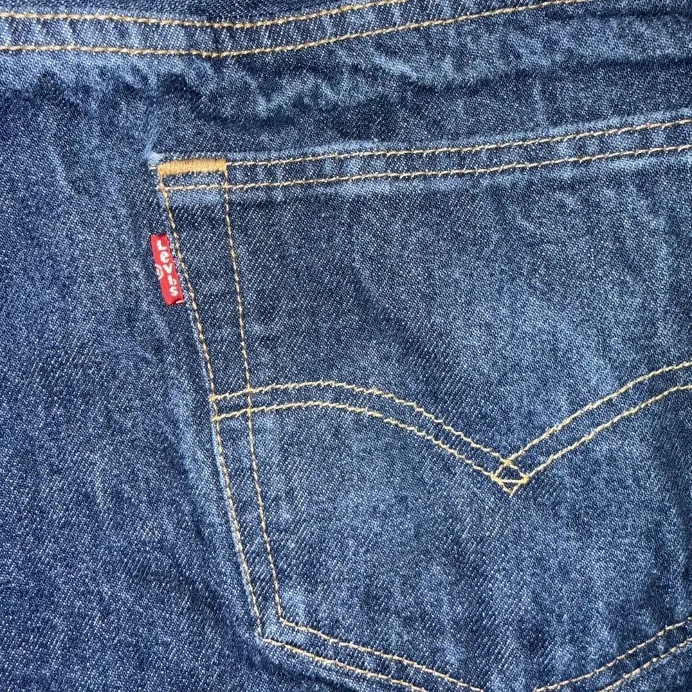 Levis 501 Jeans Mens 38x32 Blue‎ Button Fly Straight Leg Denim Waterless